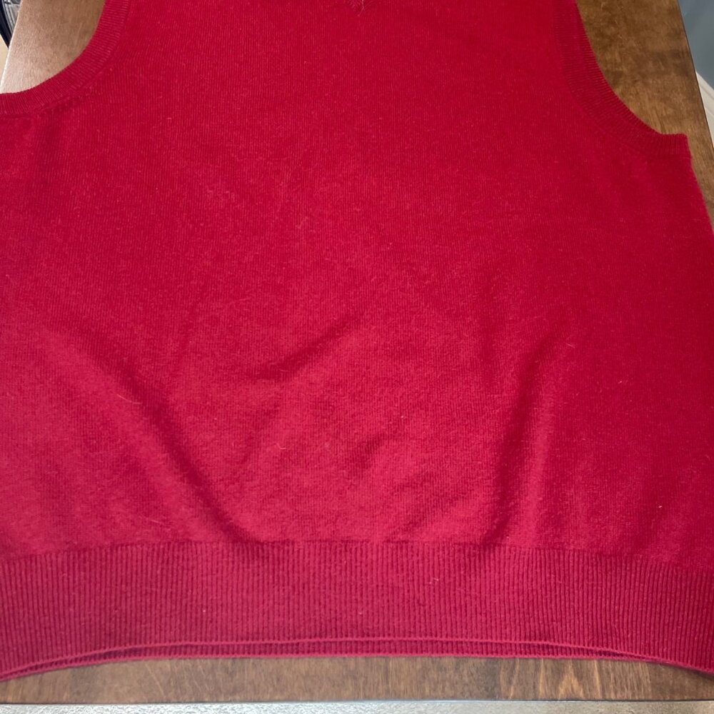 Vintage Saks Fifth Avenue Folio Cashmere Sweater Vest Mens Size Large Red V-Neck - Picture 8 of 10